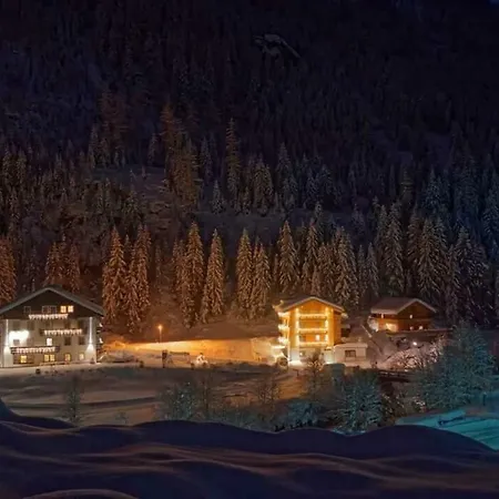 Haus Helene Apartment *
